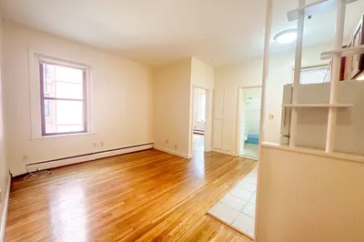 1242 Commonwealth Ave #23