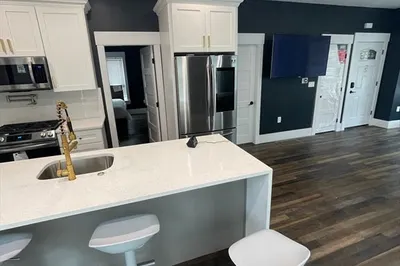 56 Central Ave 1