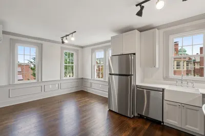 9 Dana St #36