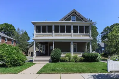 33 Vine Street #2 1