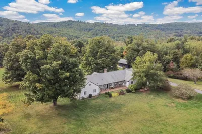 1155 Glendale Road 1