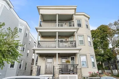 173 Minot St #3 1