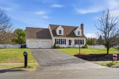 189 General Hobbs Rd 1