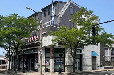 377 Summer St 1