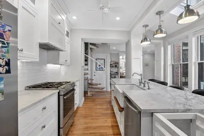 15 Mt. Vernon St #2