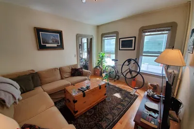 1109 Broadway #1 1
