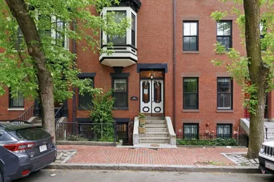 207 W Springfield St #4