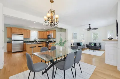 56 Conwell Ave #1 1
