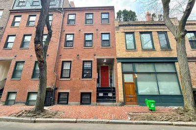 44 Melrose St #4