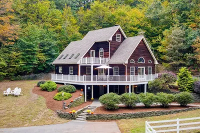 77 Swamp Rd 1