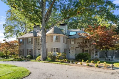 2 Phillips Pond Rd #2 1
