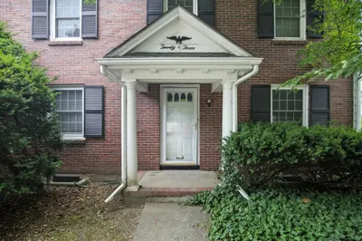 23 Standish Rd