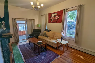 12 Thomas Park #House
