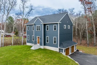 111 Dunbar St 1