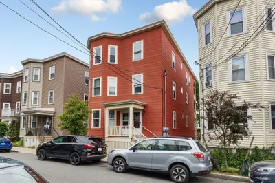 39 Calvin St #3
