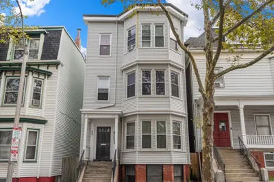 423 Meridian St 1