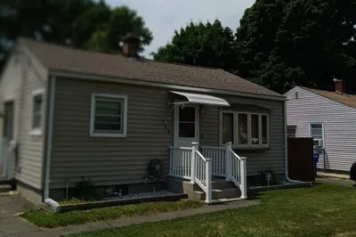 156 Slater Ave 1