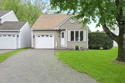 310 Alvord Pl #310 1
