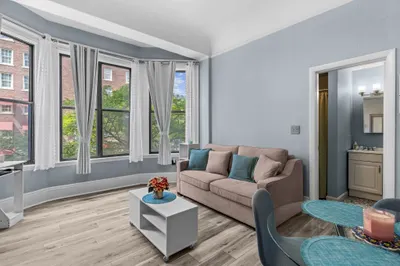 366 Commonwealth Ave #2I 1