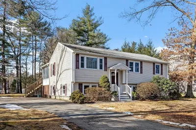 49 Pines Road
