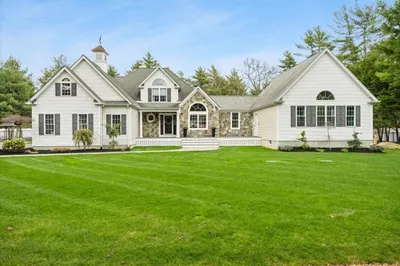 35 Nestlenook Dr