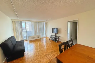 33 Pond Ave #608