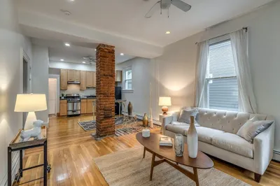 152 Pearl Street #2