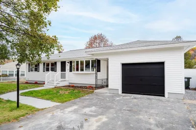 44 Old Brook Rd 1