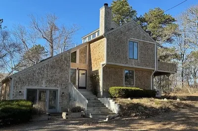 32 Driftwood Ln