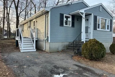 58 Upland Rd