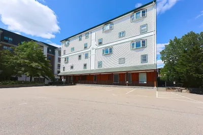 24 Glenwood Avenue #3 1