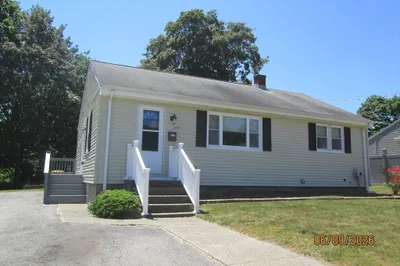 535 Shirley Ave