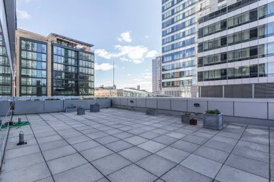 1 Avery St #10B 1