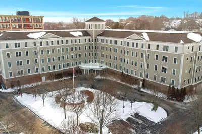 8 Crowninshield Street #410
