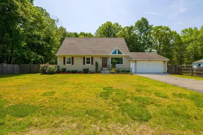 409 Holcomb Rd