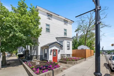 5 Mason St