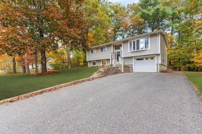 6 Tall Tree Rd