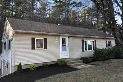 54 Orchard Ln