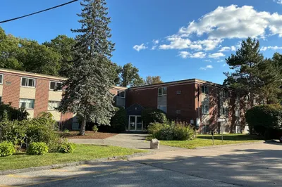 15 Weld St #46 1