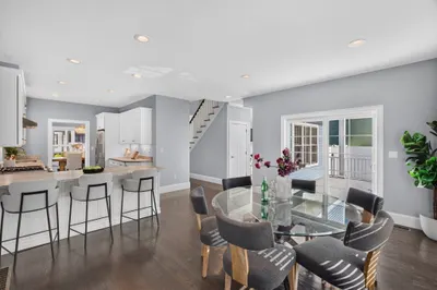 34 Senator Bolling Cir 1