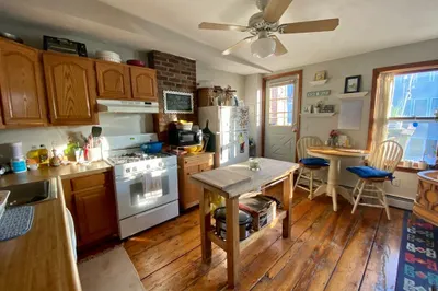 109 Bartlett St #3