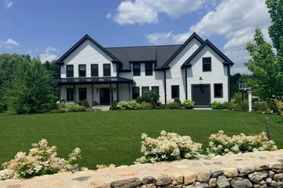 4 Dairy Farm Ln 1