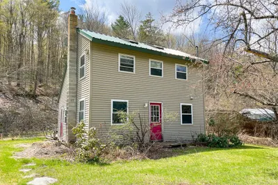 1430 Old Route 9