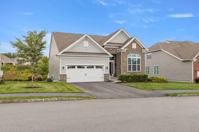 64 Pine Tree Dr 1