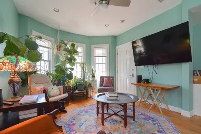60 Houston Ave #2