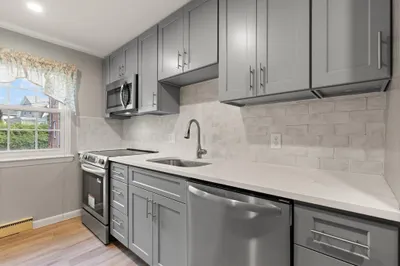 11 Colonial Village Dr #7