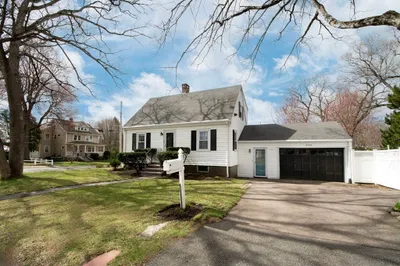 14 Sumner Ave
