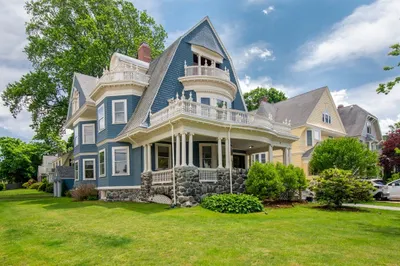 34 Eldredge St