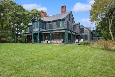 49 Putnam Ave 1