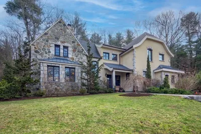 7 Wolcott Rd 1